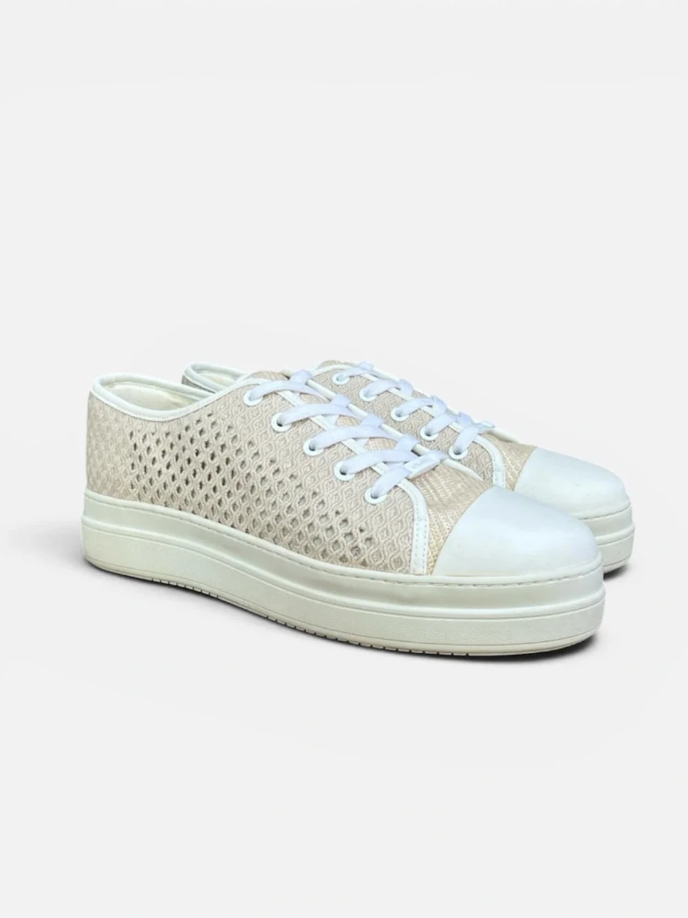 J/Slides NYC Natasha Platform Sneaker in Nude Crochet Size 10